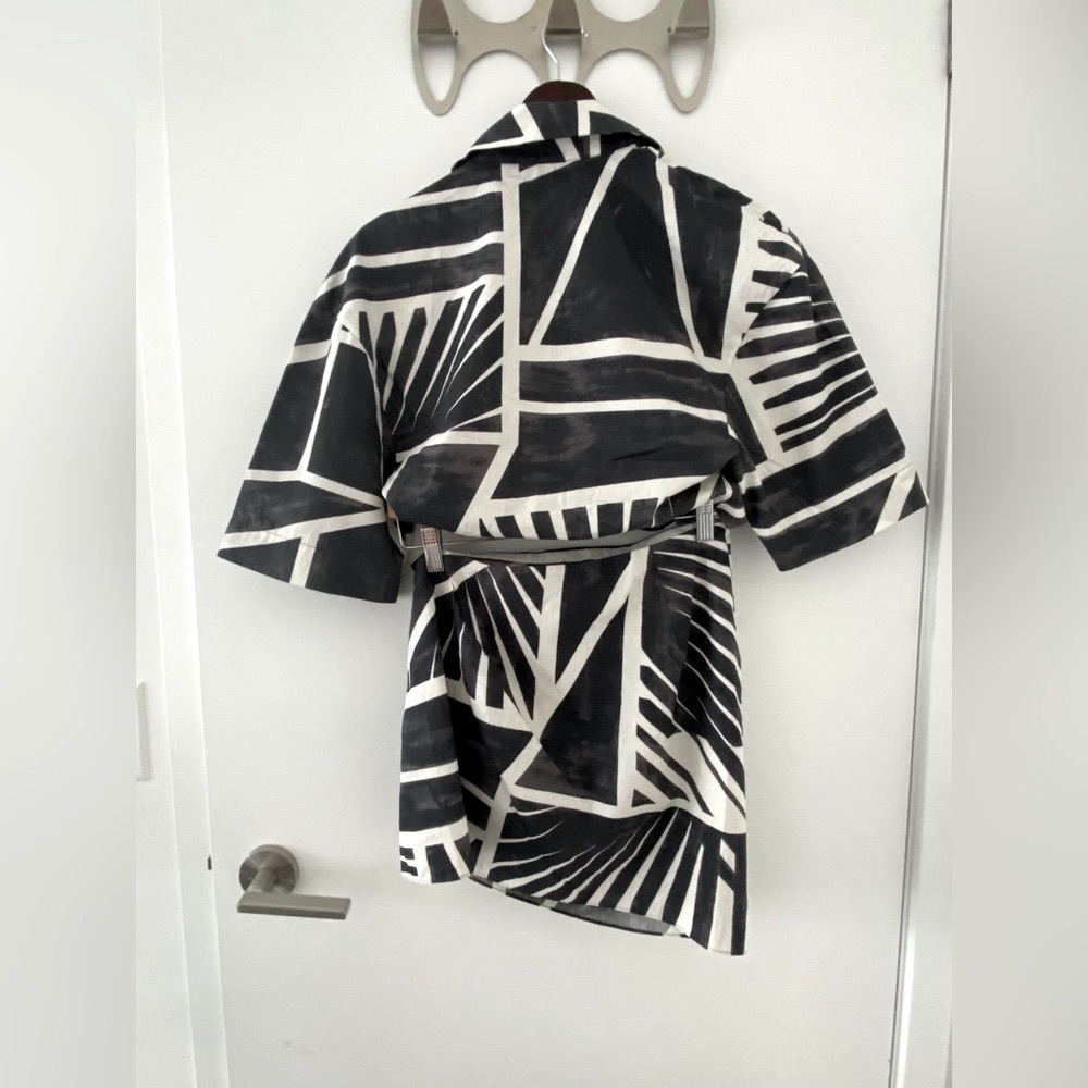 Printed Co-ord mini skirt and cropped shirt set - Picture 3 of 5
